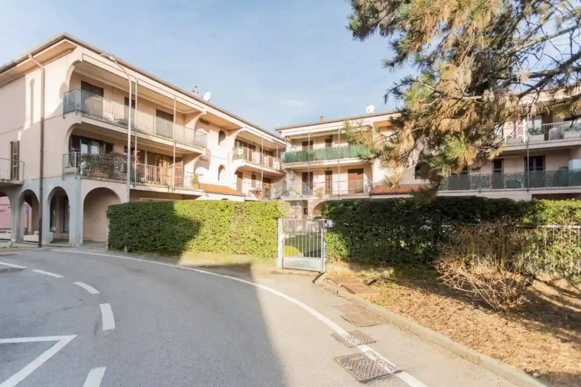 Appartamento in vendita a Albiate