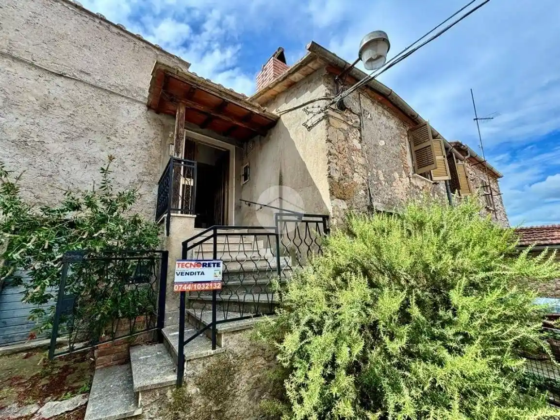 Appartamento in vendita a Calvi dell'Umbria