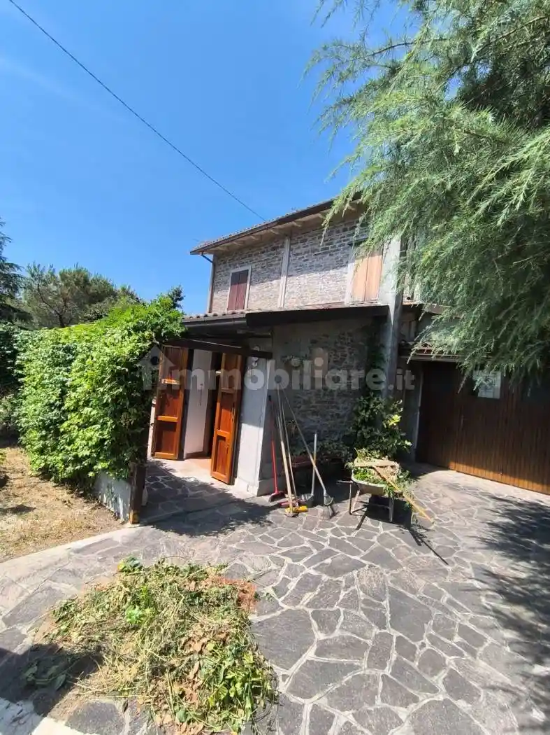 Villa in vendita a Mercato Saraceno