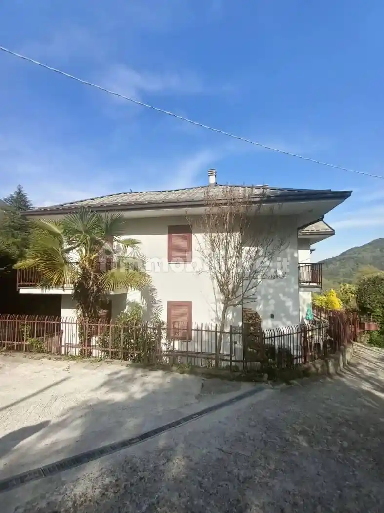 Appartamento in vendita a Dazio