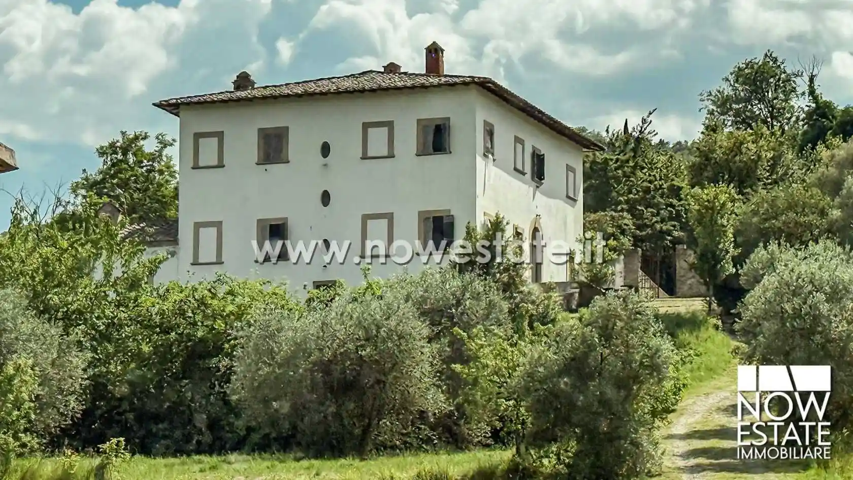 Villa in vendita a Arezzo