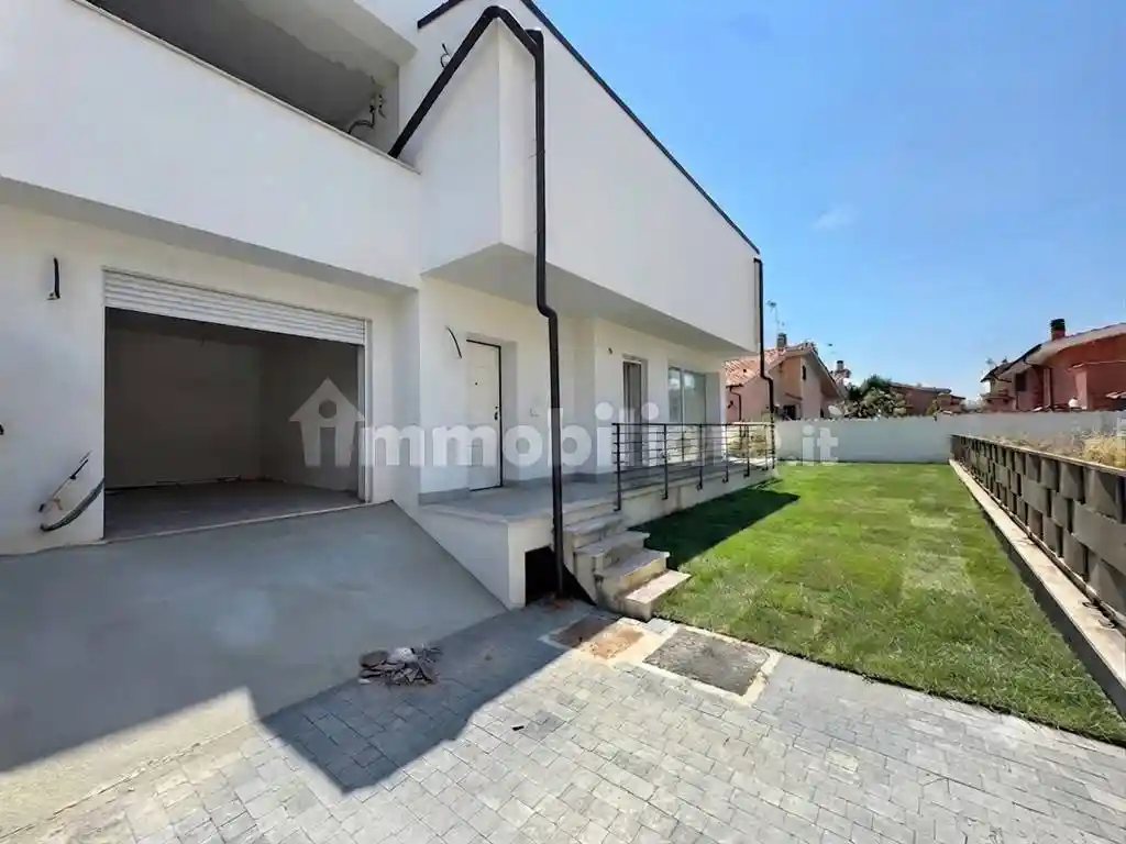 Villa in vendita a Roma