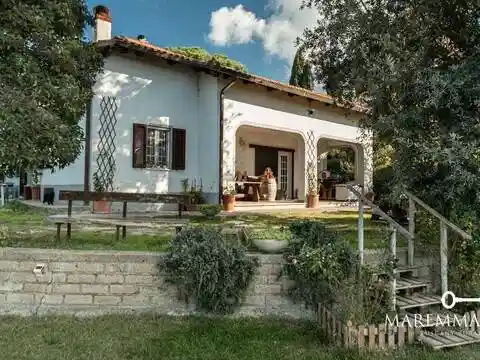 Villa in vendita a Cinigiano