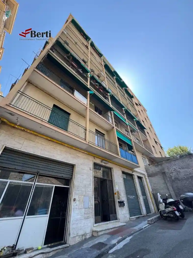 Appartamento in vendita a Genova