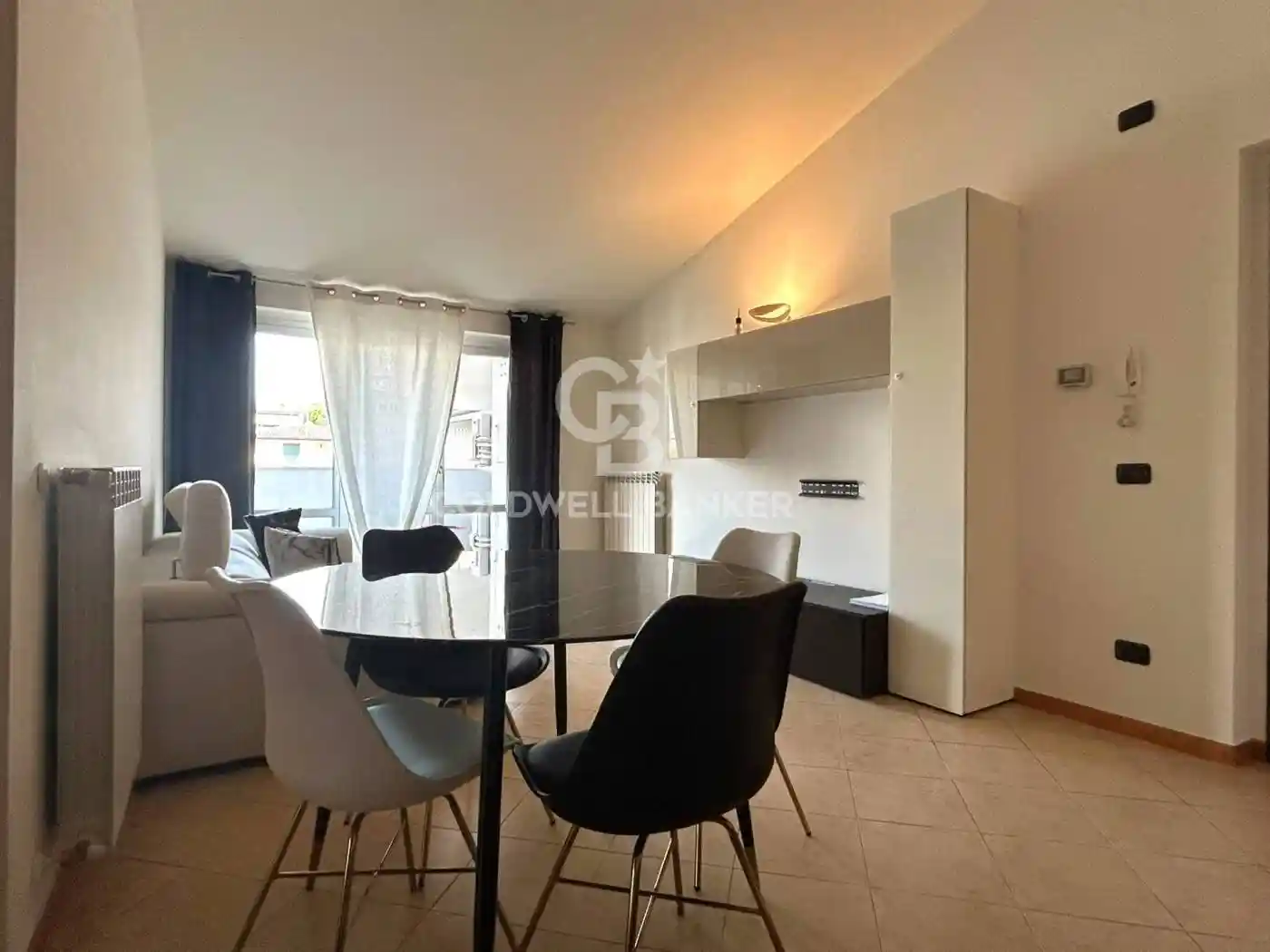 Appartamento in affitto a Desenzano del Garda