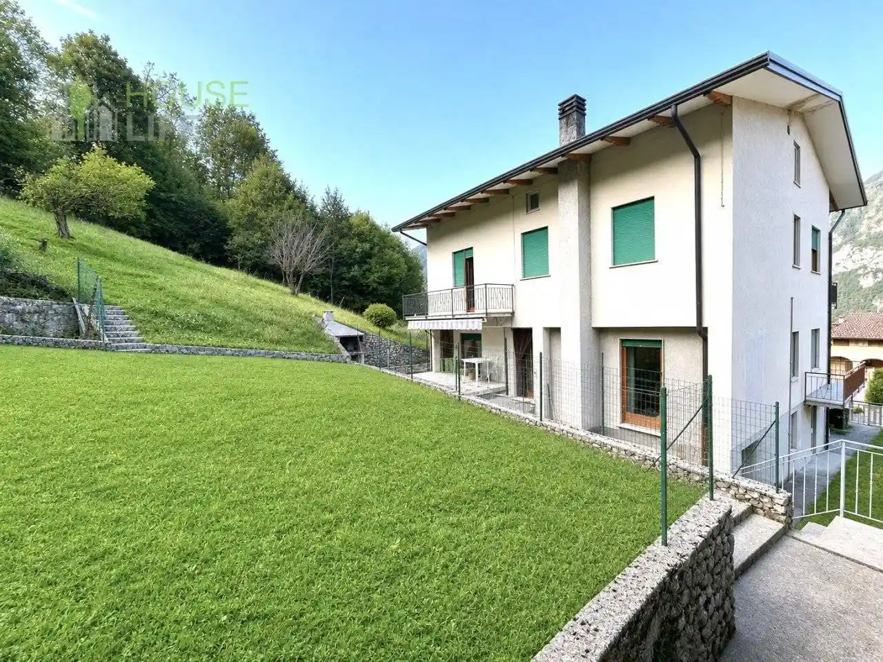 Casa indipendente in vendita a Velo d'Astico