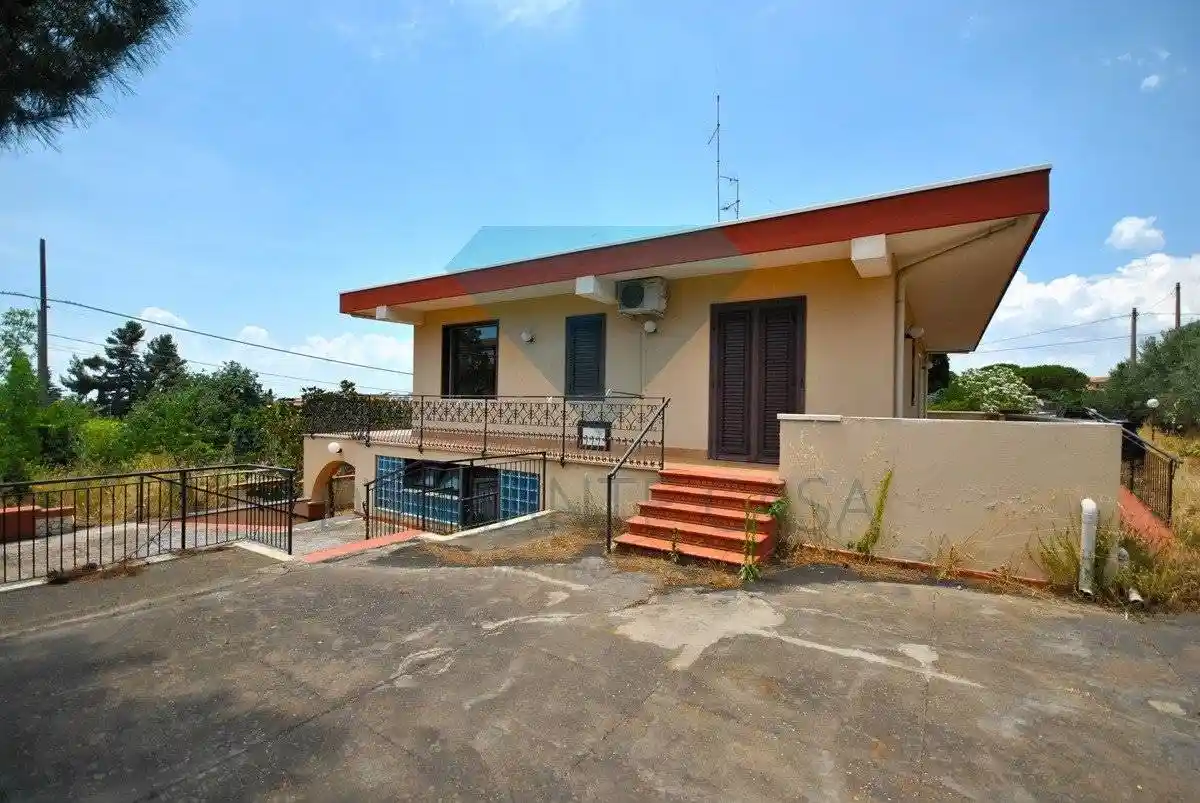 Villa in affitto a Mascalucia