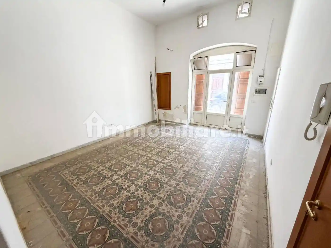 Appartamento in vendita a Mola di Bari