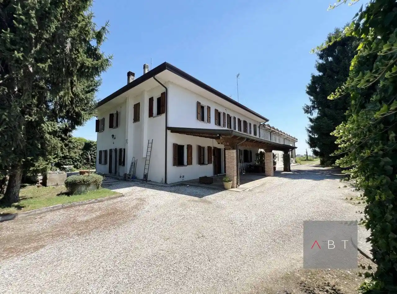 Casa indipendente in vendita a Piazzola sul Brenta