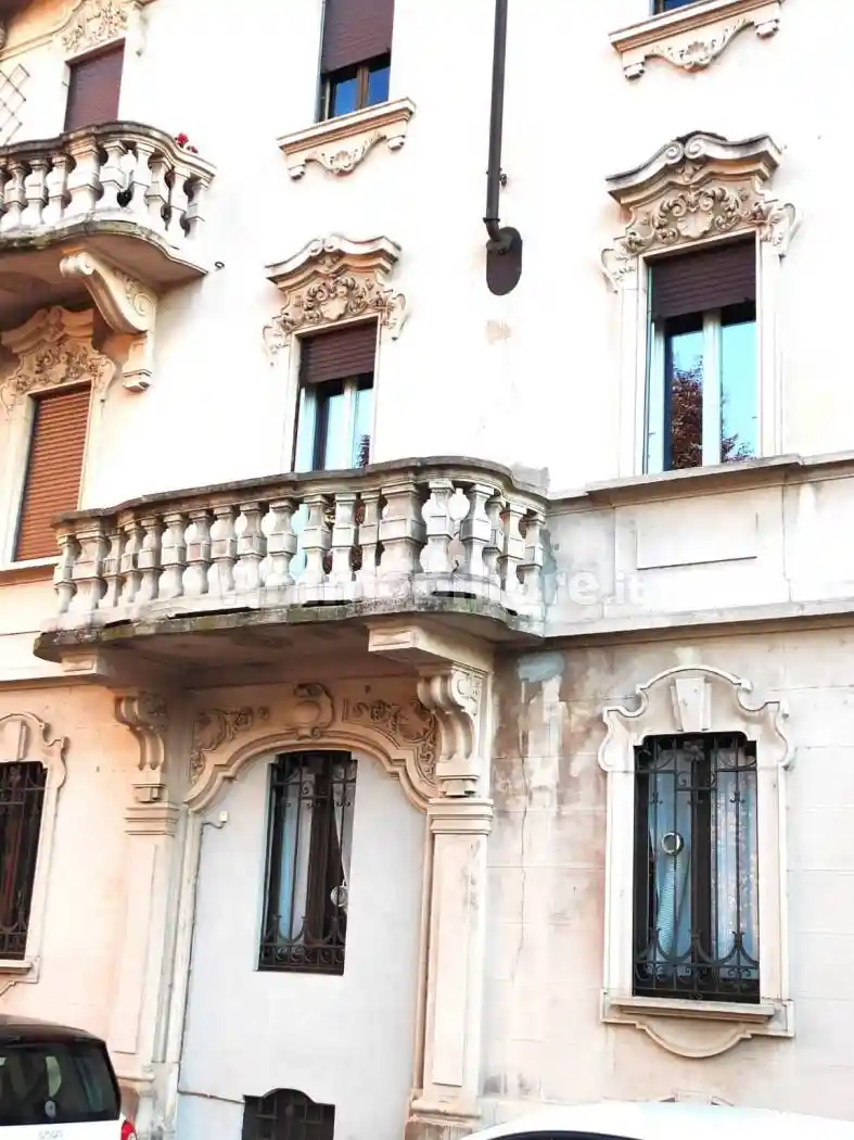 Appartamento in affitto a Pavia