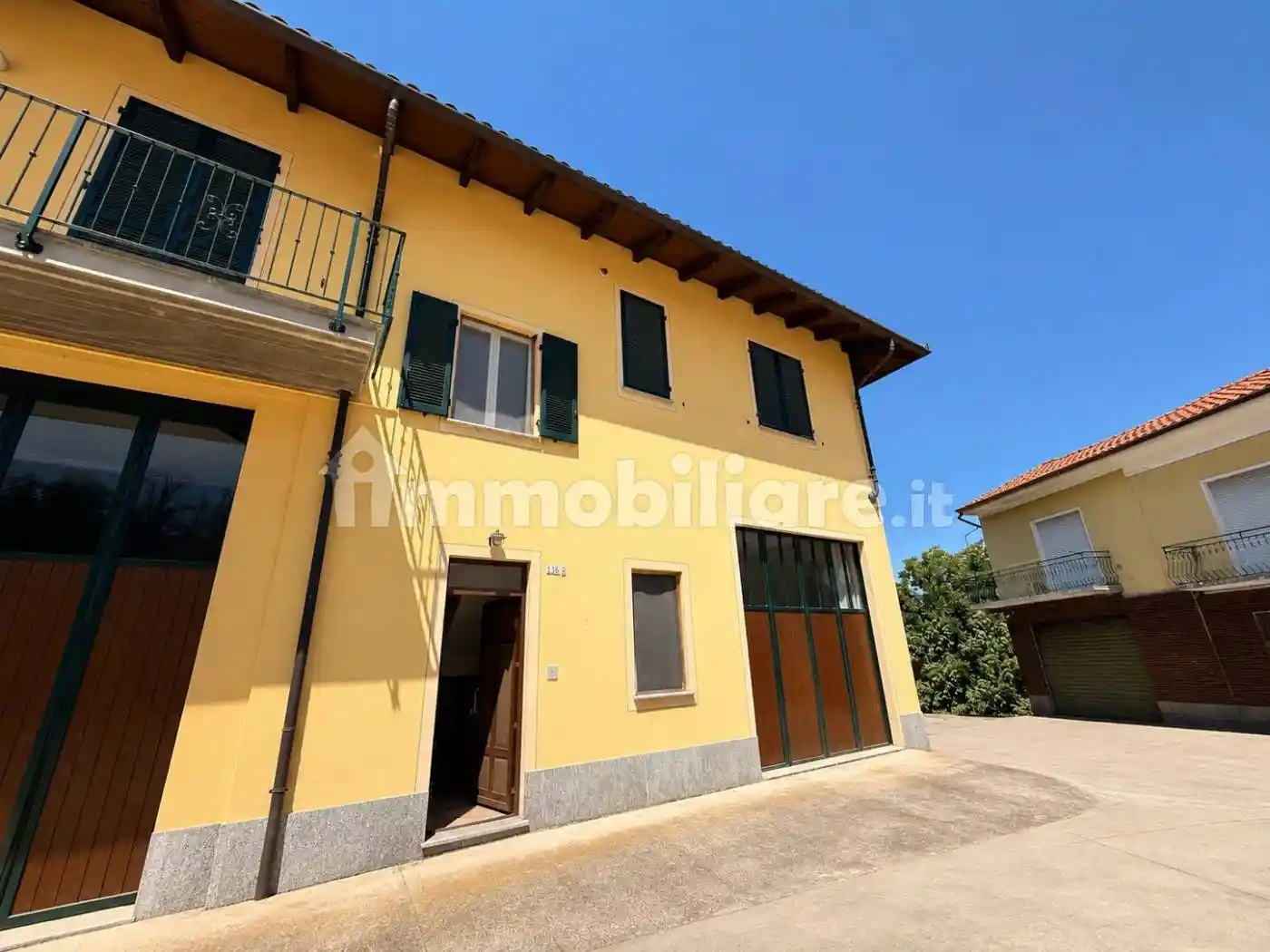 Villa in vendita a Montaldo Roero