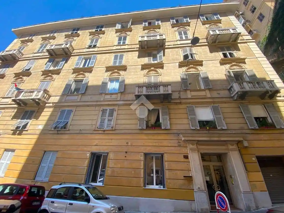 Appartamento in vendita a Genova