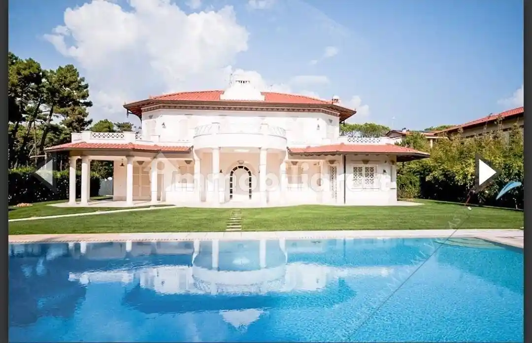 Villa in vendita a Forte dei Marmi