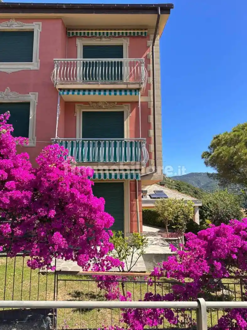 Appartamento in vendita a Recco