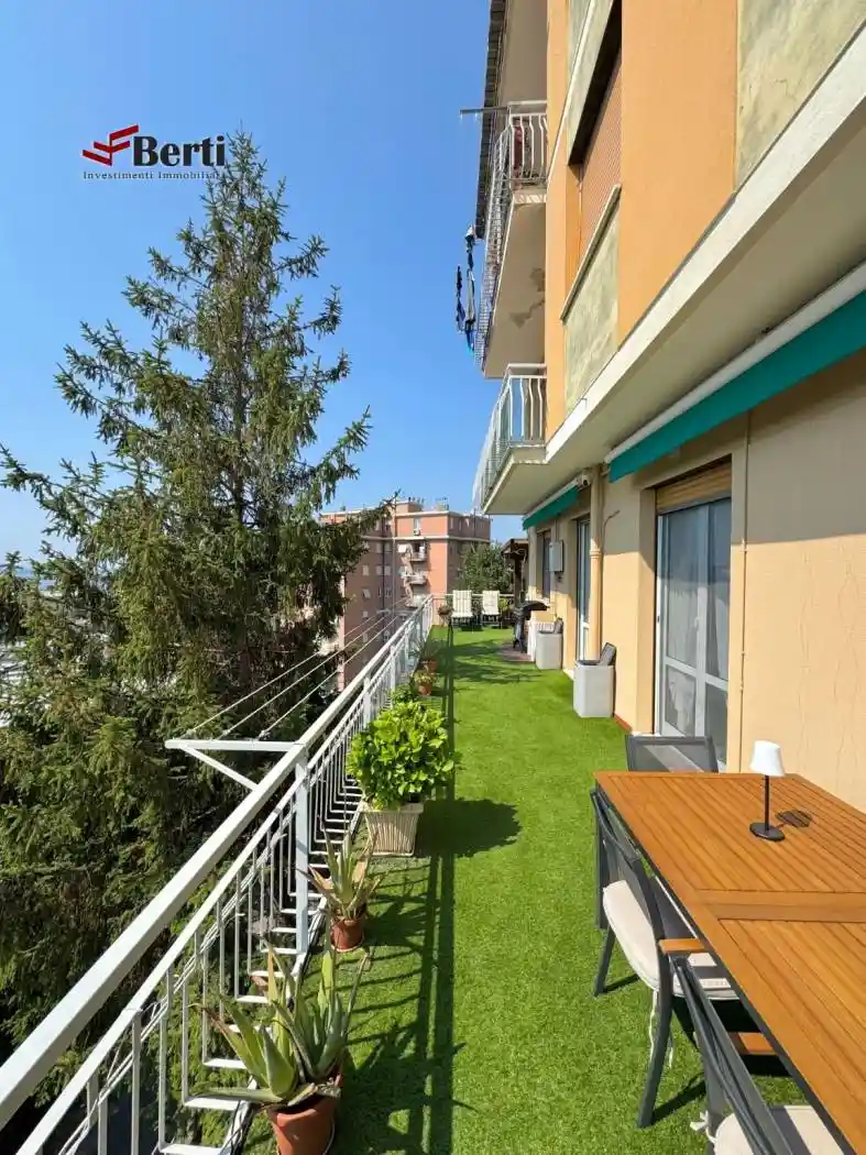 Appartamento in vendita a Genova
