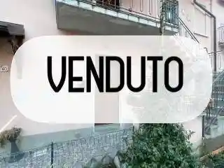 Appartamento in vendita a Azzate
