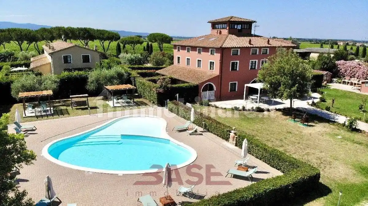 Villa in vendita a Castagneto Carducci
