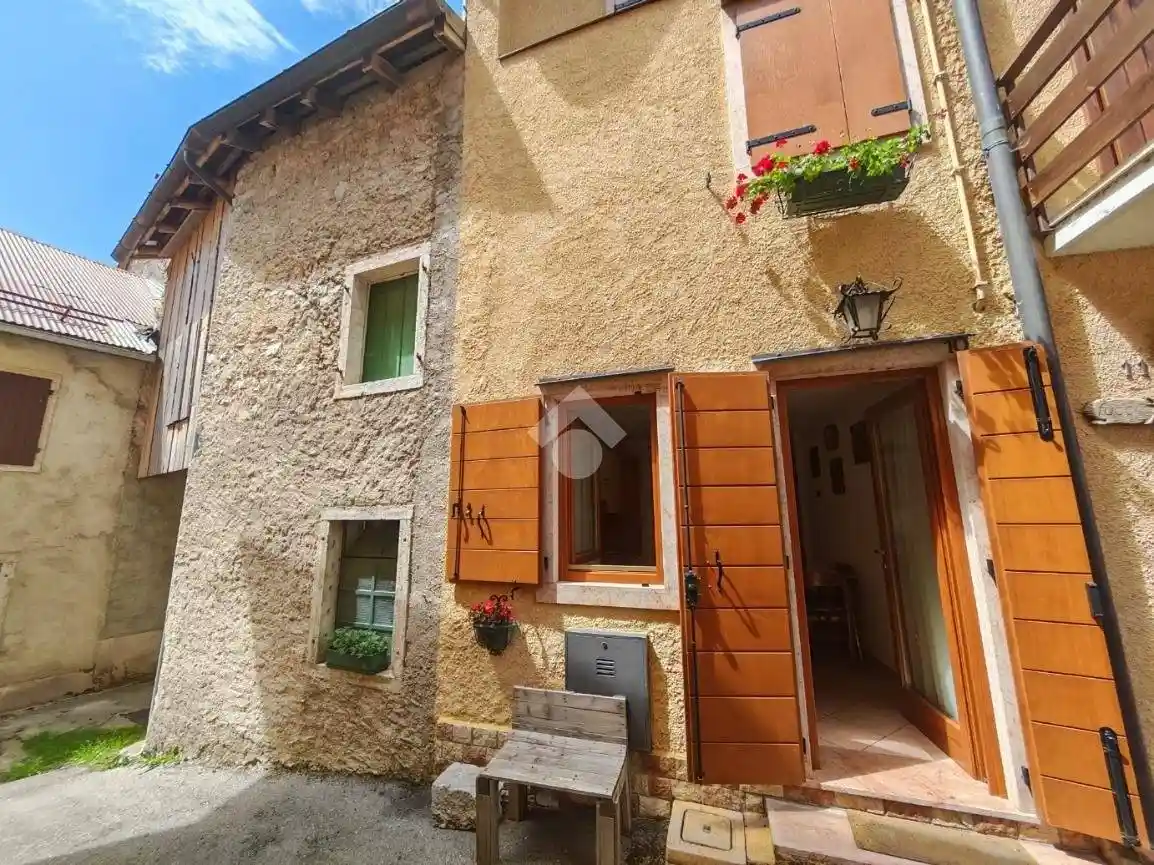 Casa indipendente in vendita a Roana