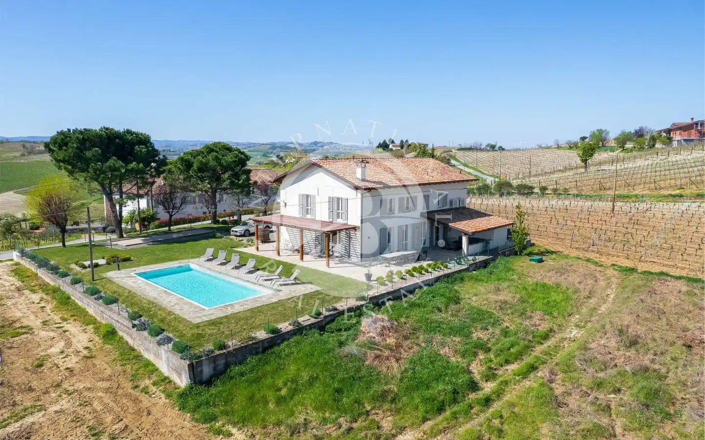Villa in vendita a Nizza Monferrato