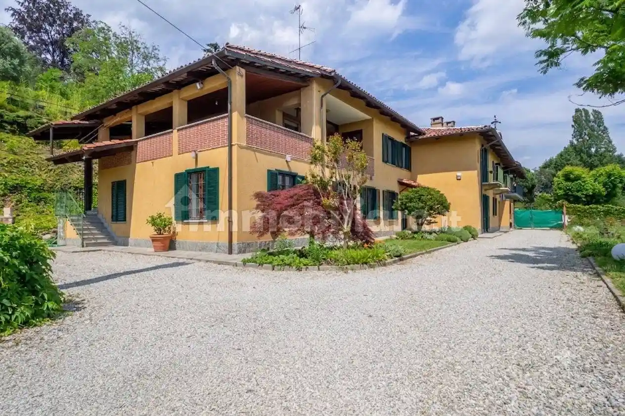 Villa in affitto a Moncalieri