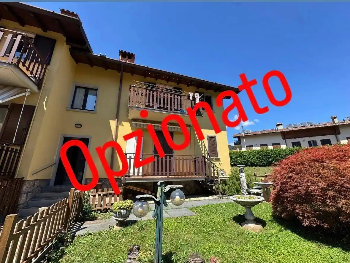 Appartamento in vendita a Rovetta