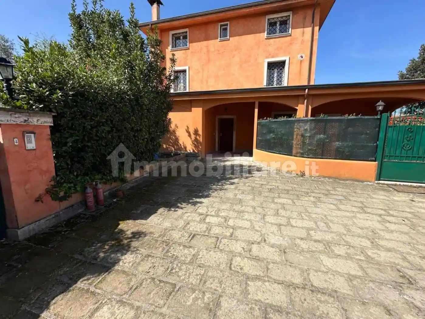 Appartamento in vendita a Castelnuovo di Porto