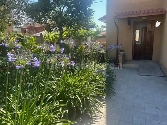 Appartamento in vendita a Falconara Marittima