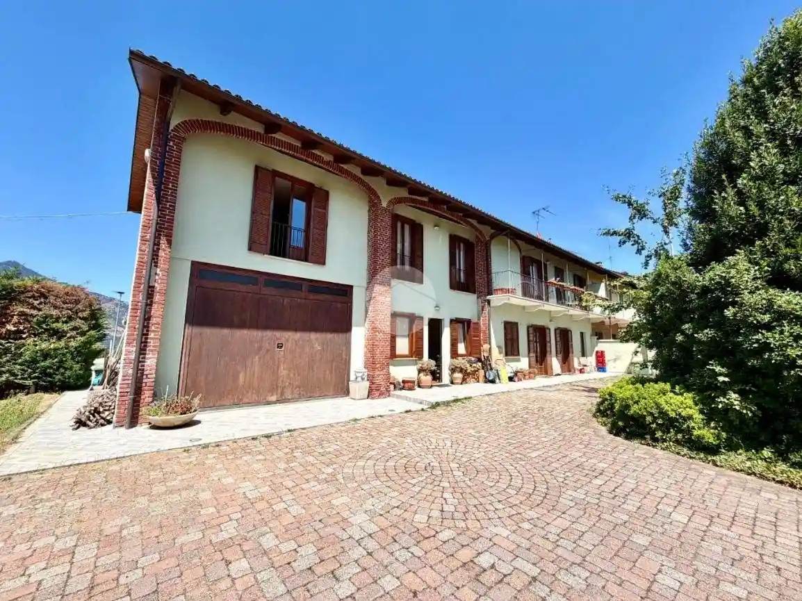Rustico - Casale in vendita a Rosta