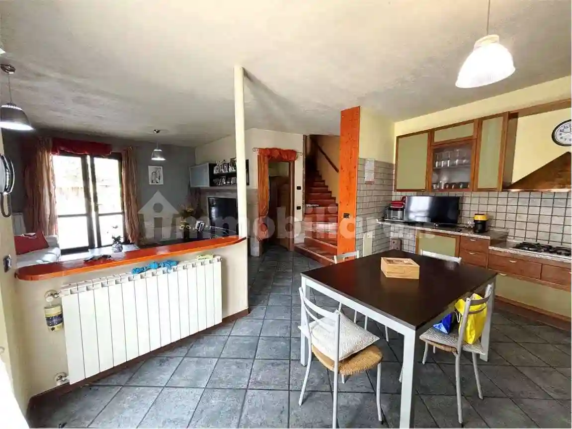 Casa indipendente - foto 2