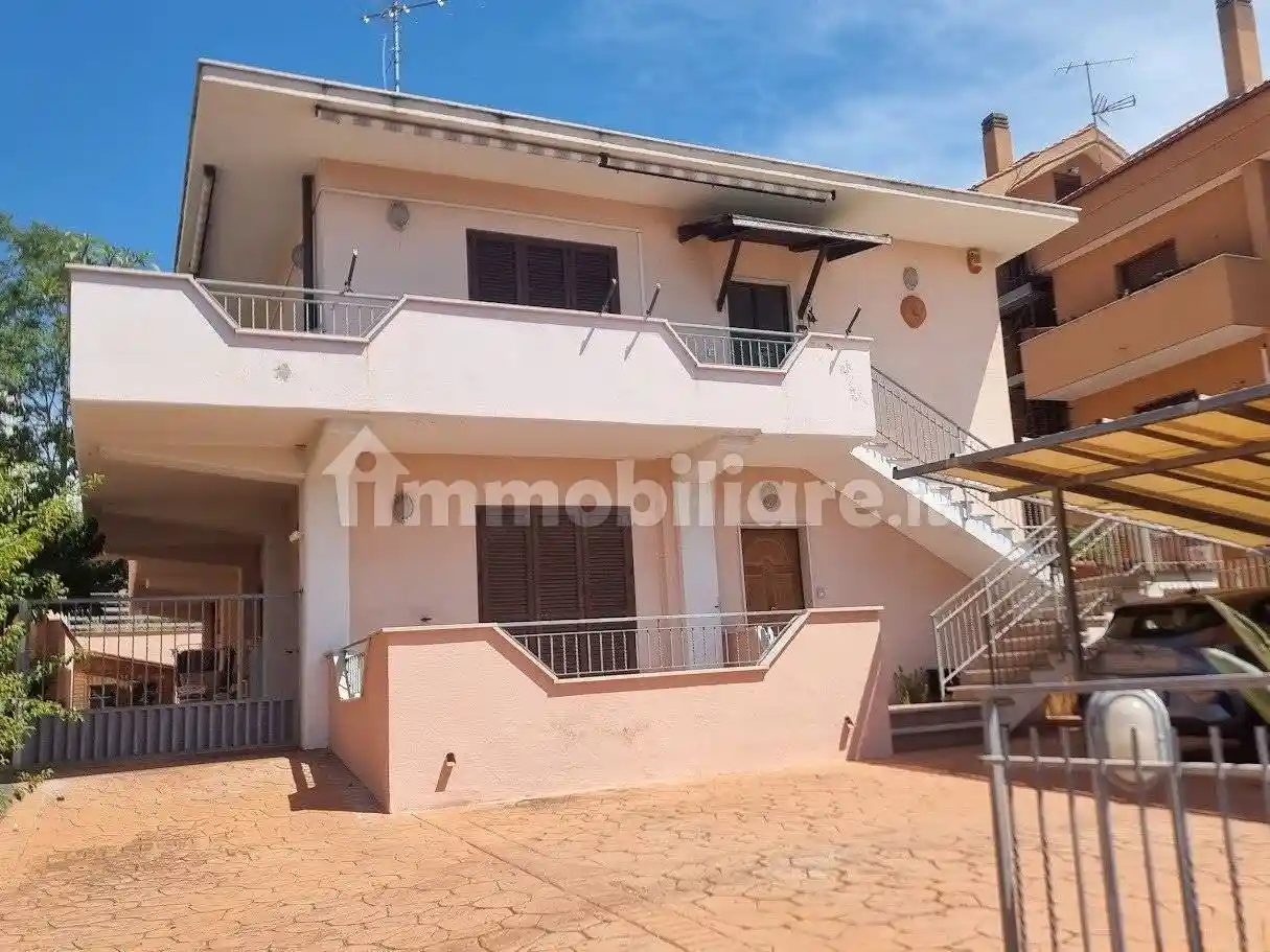 Villa in vendita a Santa Marinella