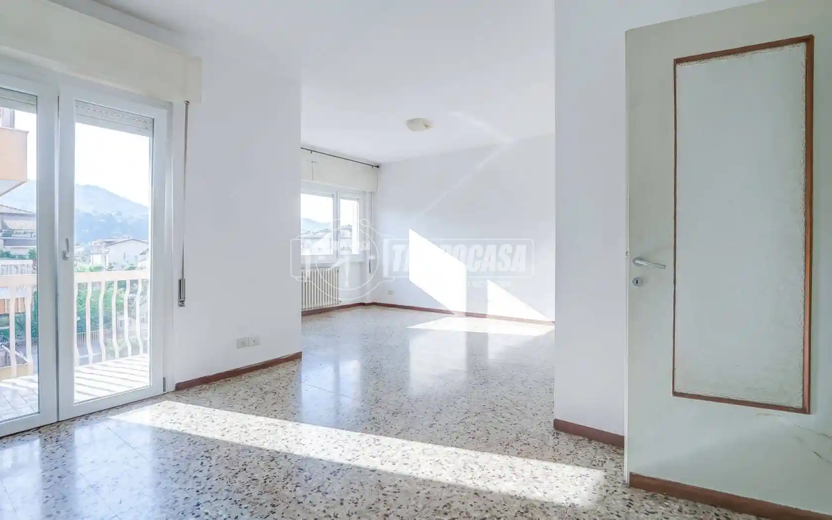 Appartamento in vendita a Luino