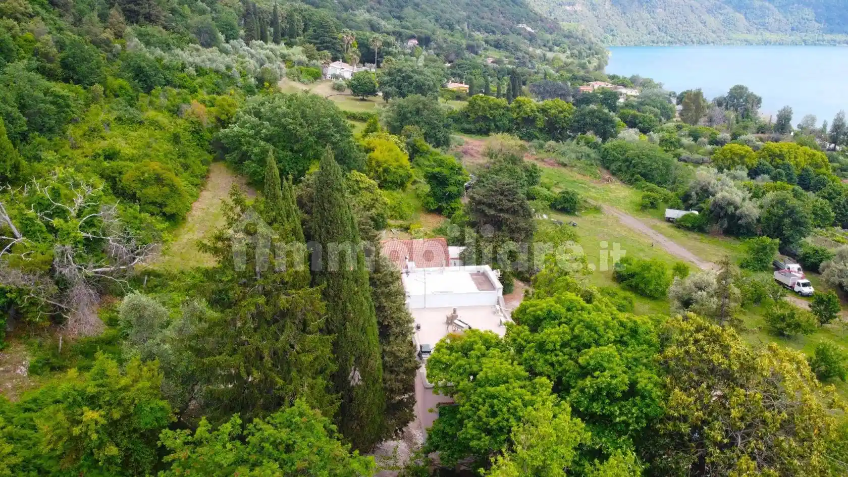 Villa in vendita a Castel Gandolfo