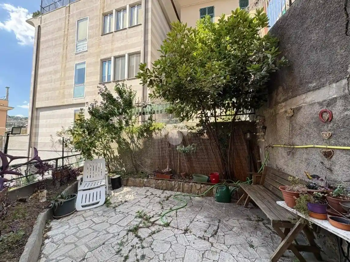Appartamento in vendita a Genova