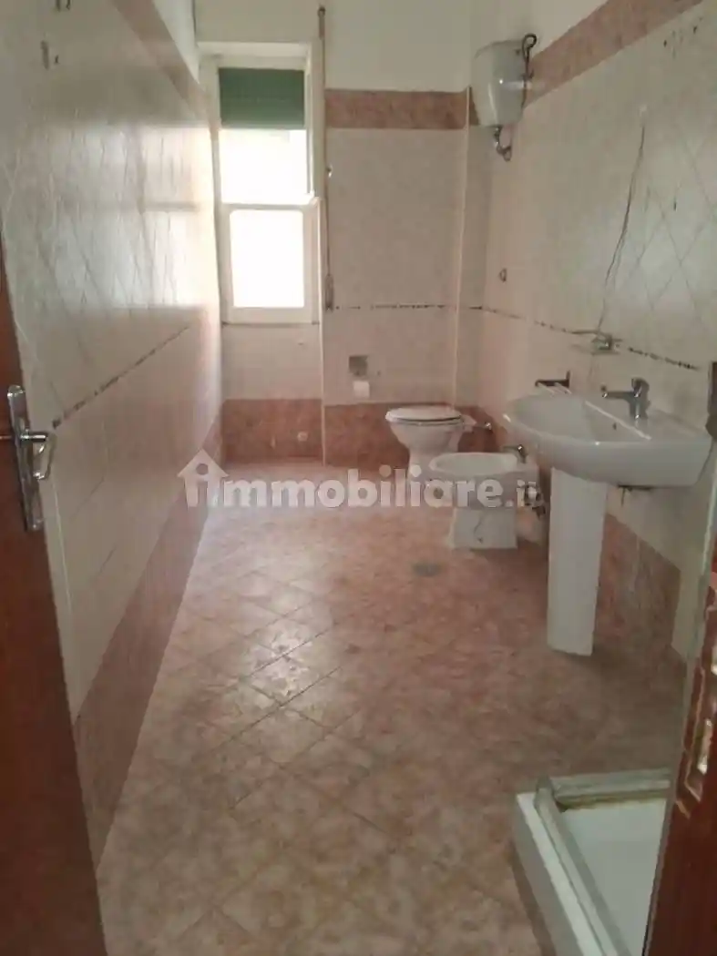 Appartamento in vendita a Salerno