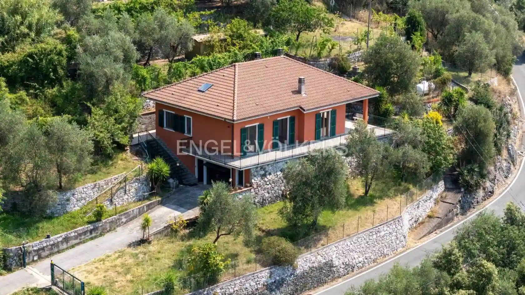 Villa - foto 2