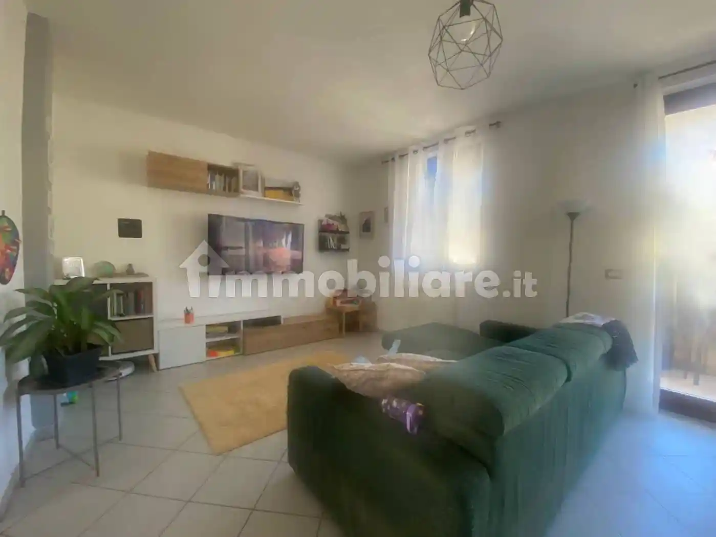 Appartamento in vendita a Capraia e Limite