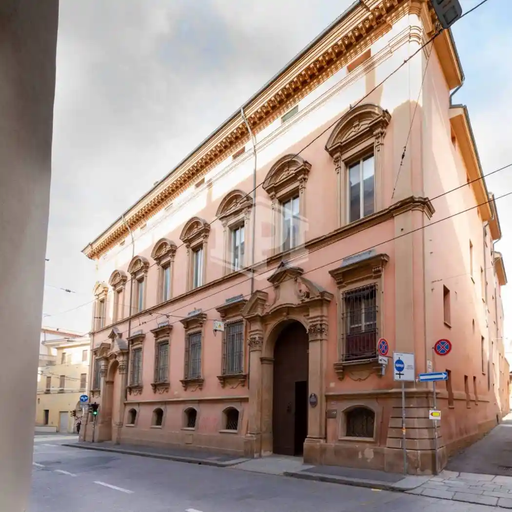 Appartamento in vendita a Bologna
