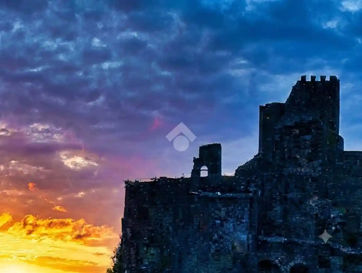 Appartamento in vendita a Aci Castello