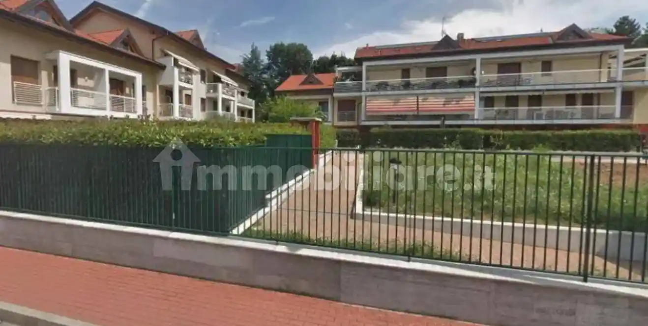 Appartamento in affitto a Marnate