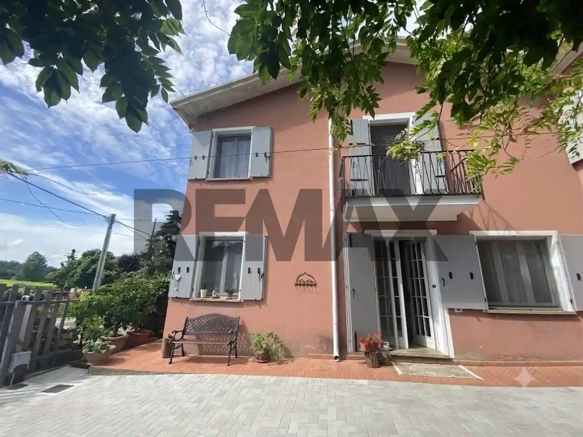 Casa indipendente in vendita a Torreglia