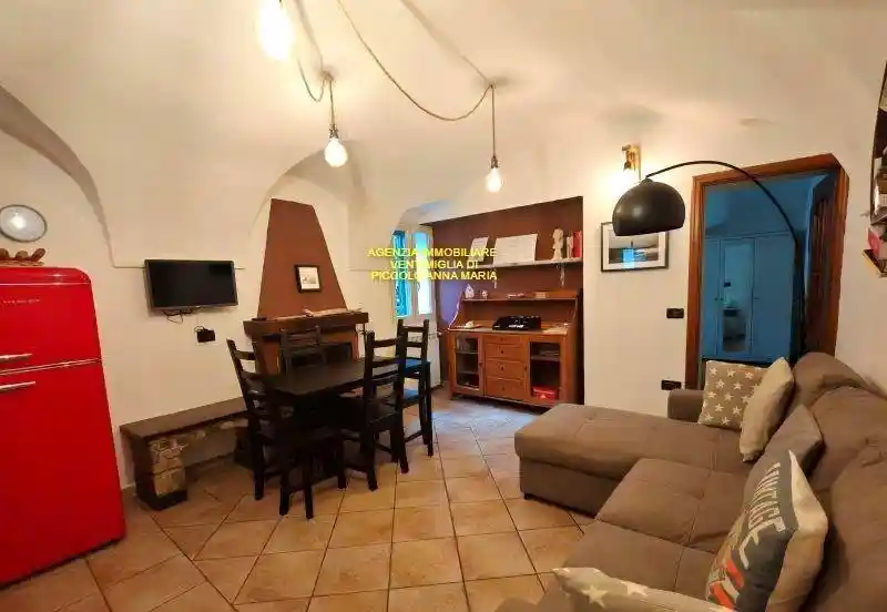 Appartamento in vendita a Dolceacqua
