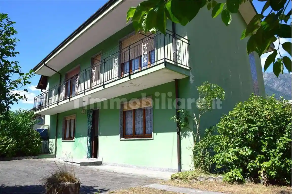 Casa indipendente in vendita a Pieve Vergonte