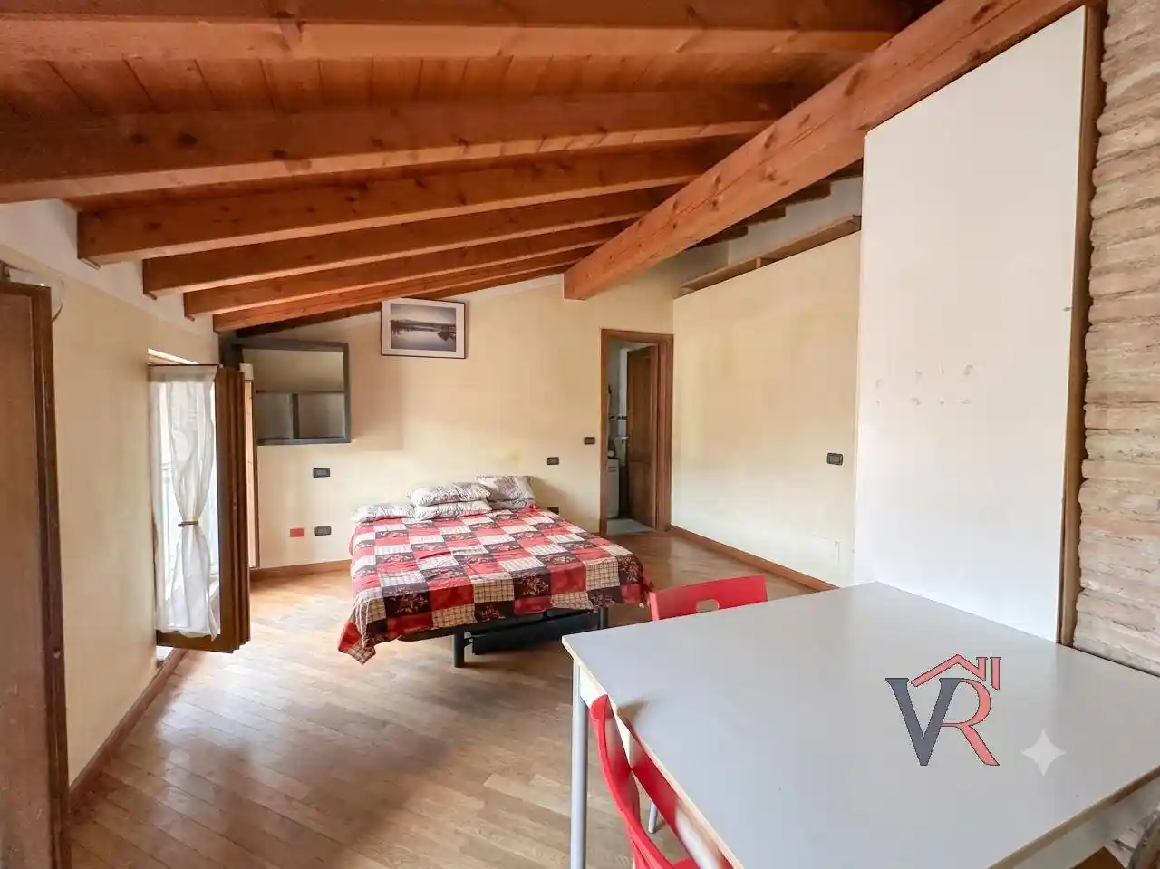 Appartamento in vendita a Dello
