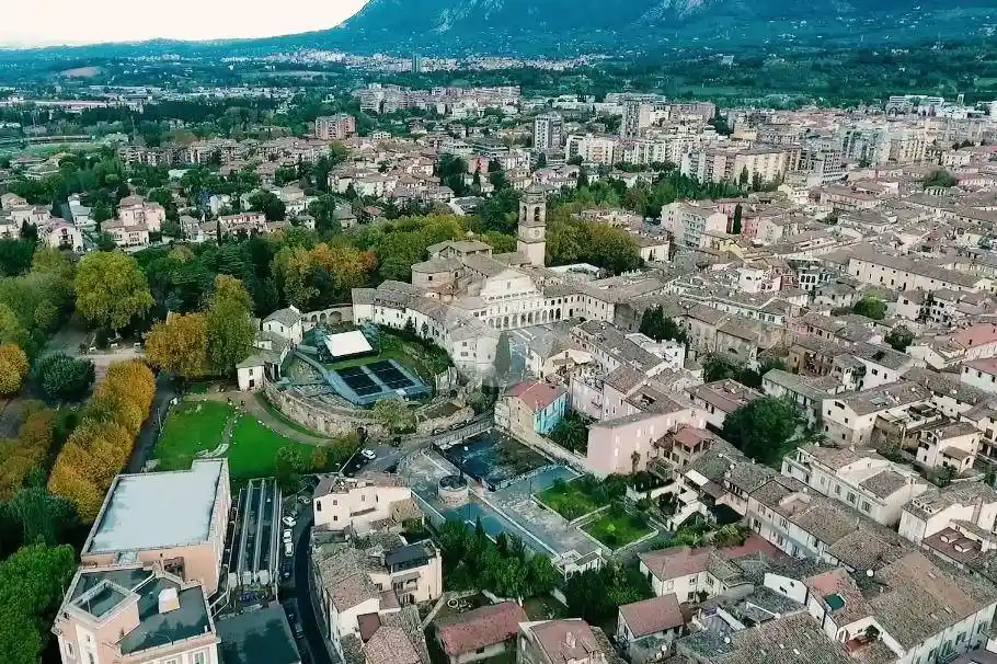 Rustico - Casale in vendita a Terni