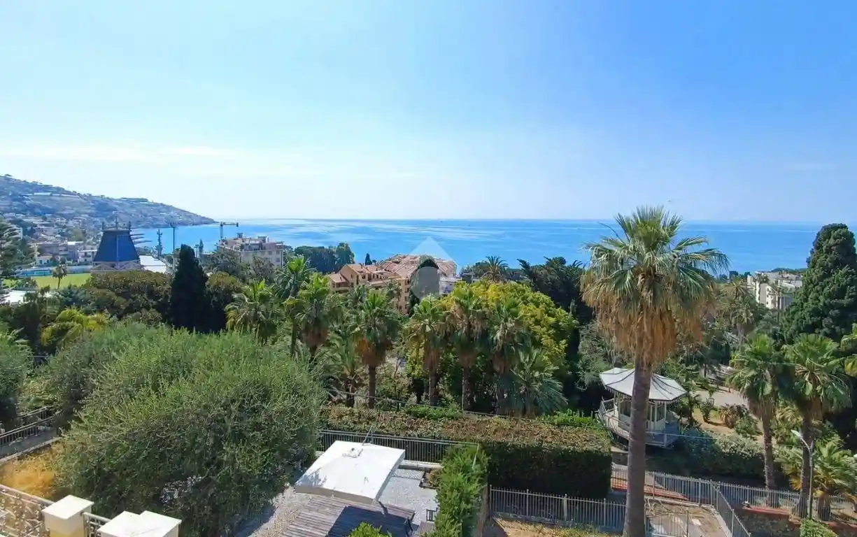 Appartamento in vendita a Sanremo
