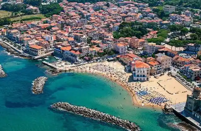 Appartamento in vendita a Castellabate