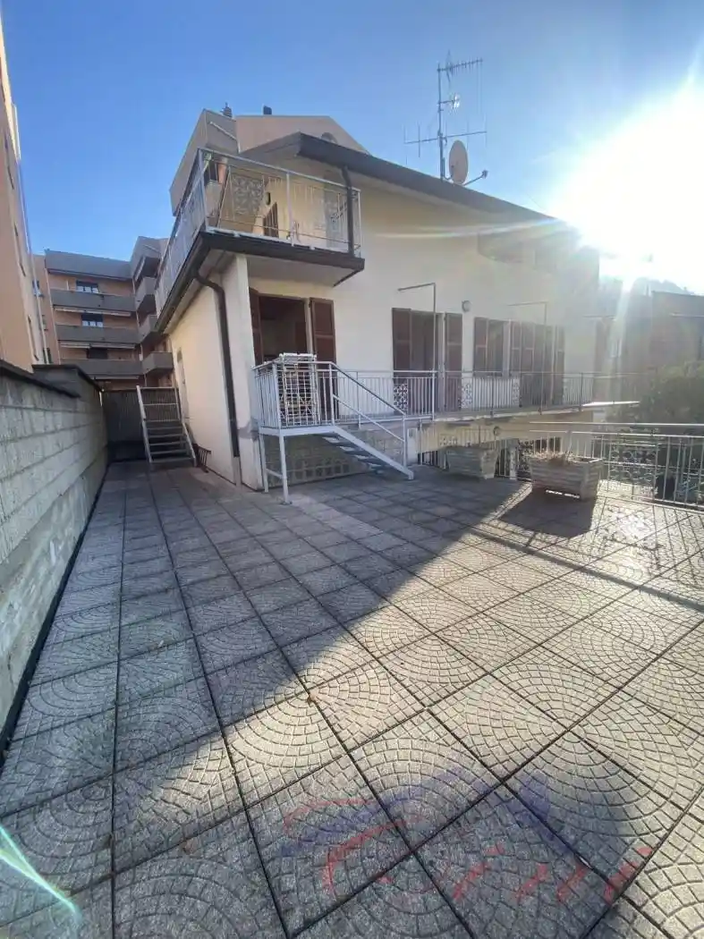 Villa in vendita a Calolziocorte