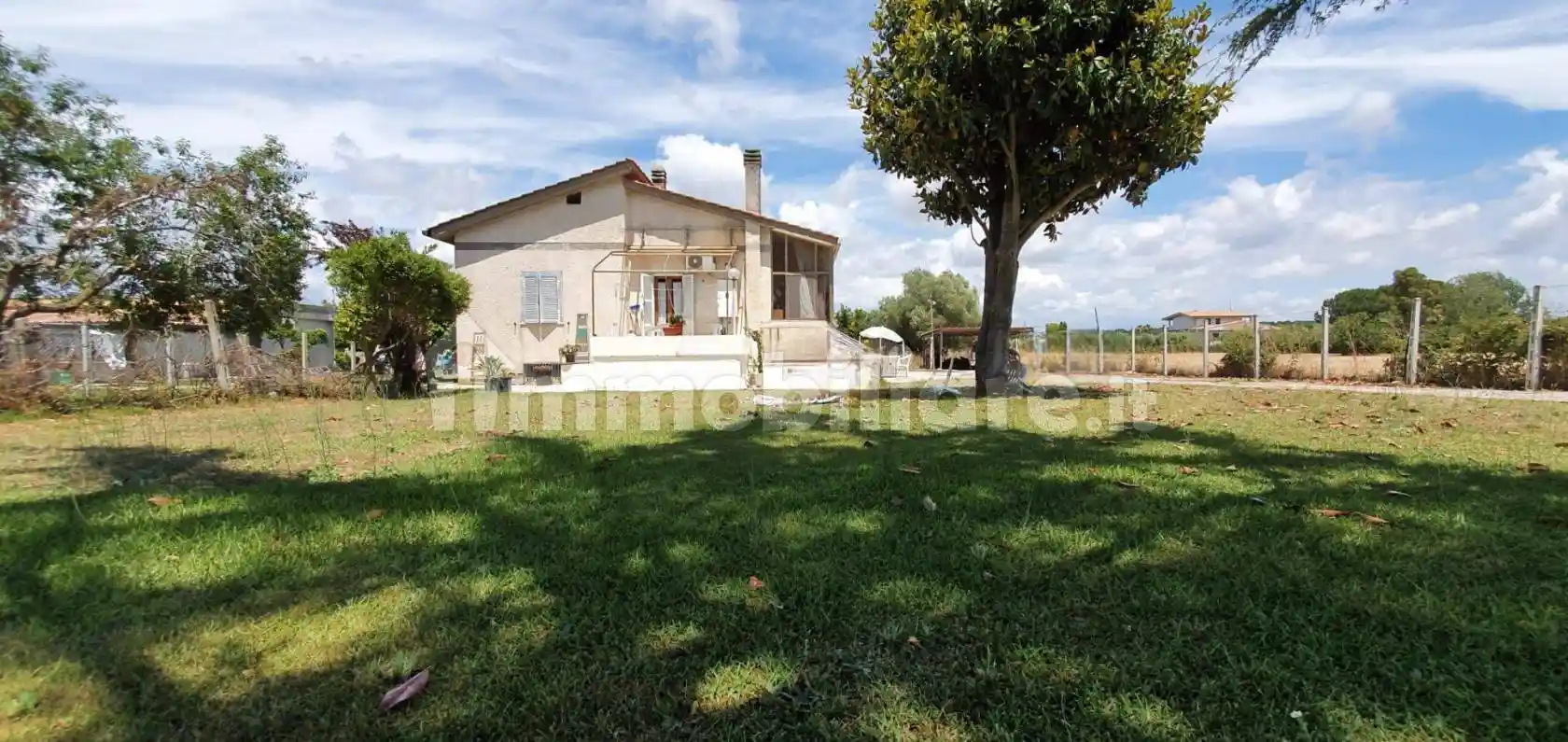 Villa in vendita a Nettuno