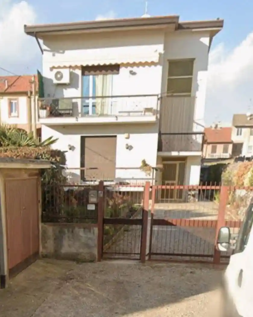 Appartamento in vendita a Lomazzo