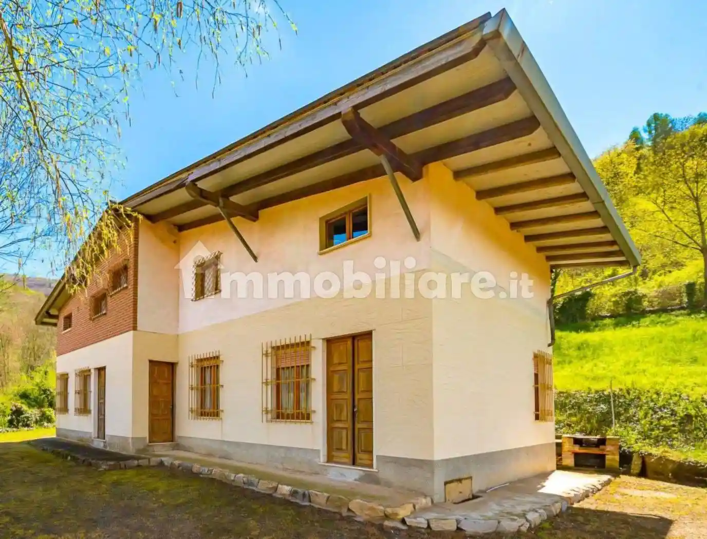 Villa in vendita a Rossana